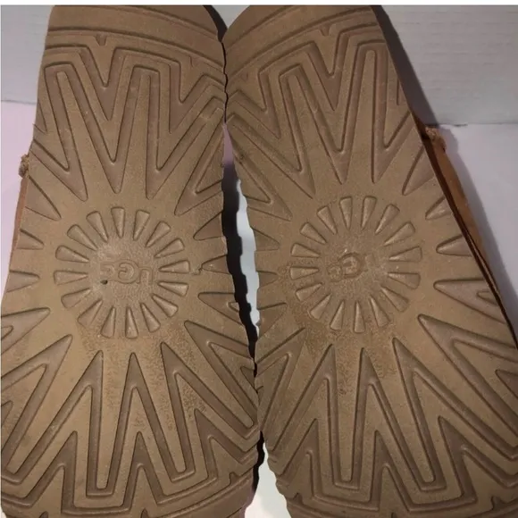 UGG Classic ultra mini chestnut shearling boots 6US