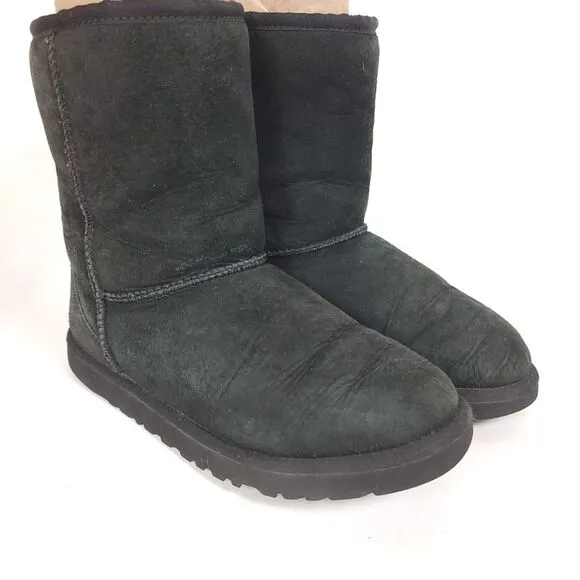 UGG Classic Women's Short II Boots 5251 Black Sheep Skin lamb shearling Size 5