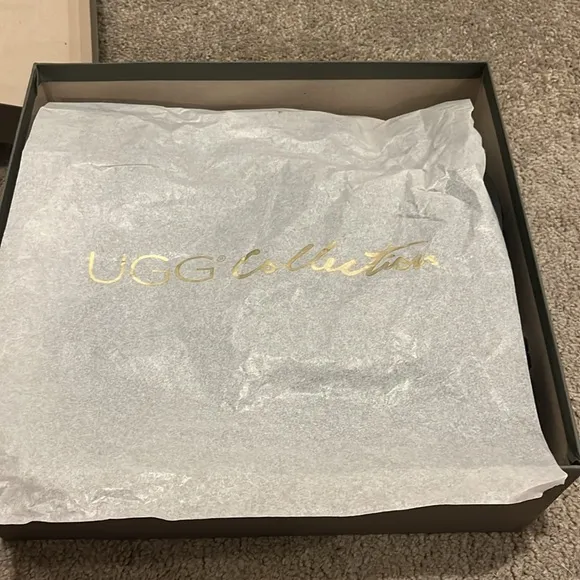 Ugg Collection Elisabeta Black Moto Boots size 7 weave made in Italy buckles