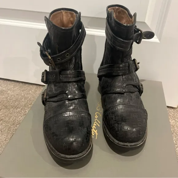 Ugg Collection Elisabeta Black Moto Boots size 7 weave made in Italy buckles
