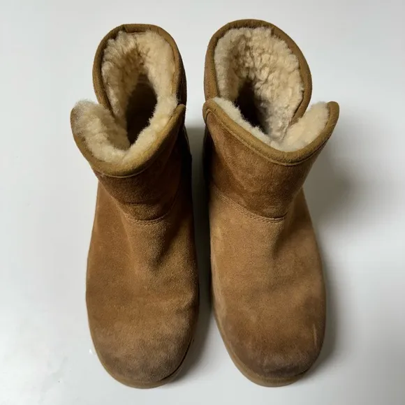UGG Cory II Genuine Shearling Lined Kids Ankle Boots