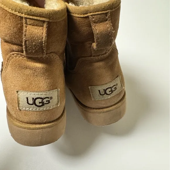 UGG Cory II Genuine Shearling Lined Kids Ankle Boots