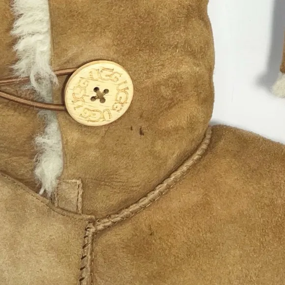 Ugg Eva Brown Suede and Shearling Button Up Boots Womens size 8