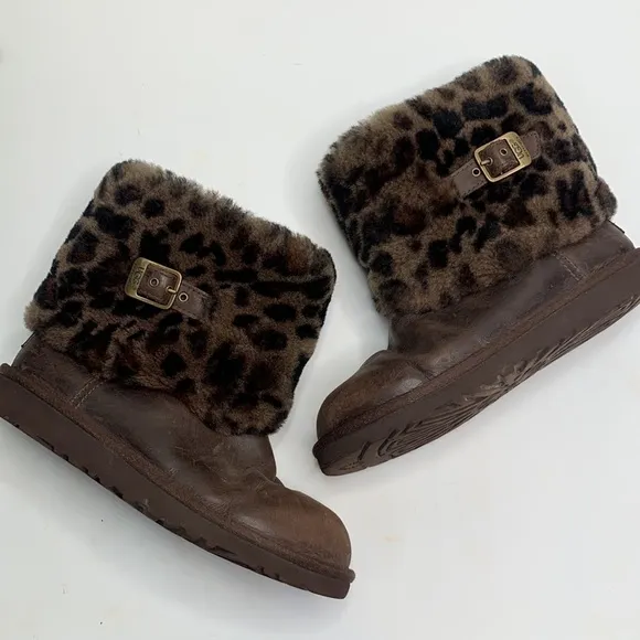 UGG Girls' Ellee Leather Leopard Sheepskin Lined Winter Boots S-091 Sz 5