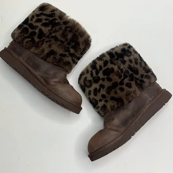 UGG Girls' Ellee Leather Leopard Sheepskin Lined Winter Boots S-091 Sz 5