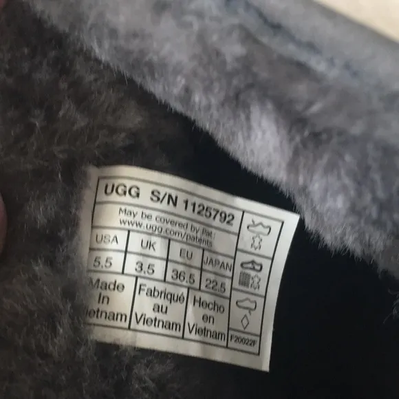 UGG Grey Cory II Genuine Shearling Lined Boots Sz 5.5 US