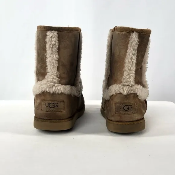 Ugg Hadley II Suede Shearling Lined Boots in Chestnut Brown Size Kids 3