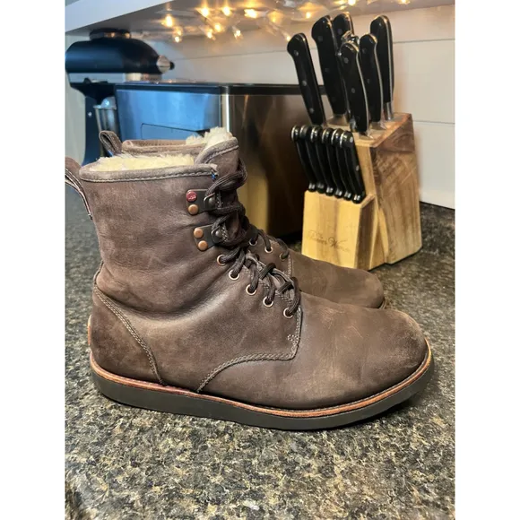 UGG HANNEN TL STOUT BOOTS Brown Distressed w/ Vibram Soles