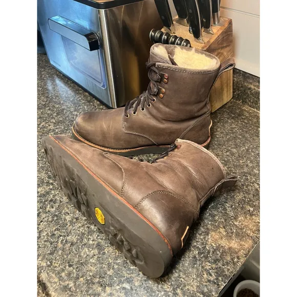 UGG HANNEN TL STOUT BOOTS Brown Distressed w/ Vibram Soles