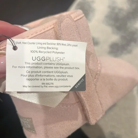 UGG Kids Boots in Light Pink
