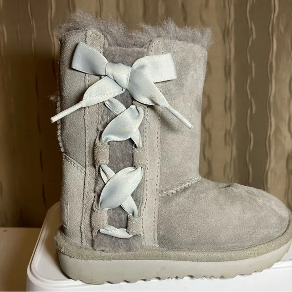 UGG Kids Pala Toddler Girl's 9 Gray Suede Sheepskin Wool Pull On Ribbon 1017737K