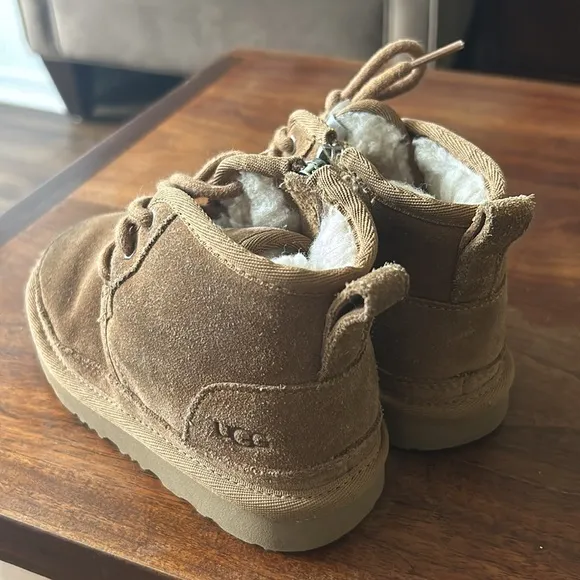 UGG Kids Shearling Boots SZ 10