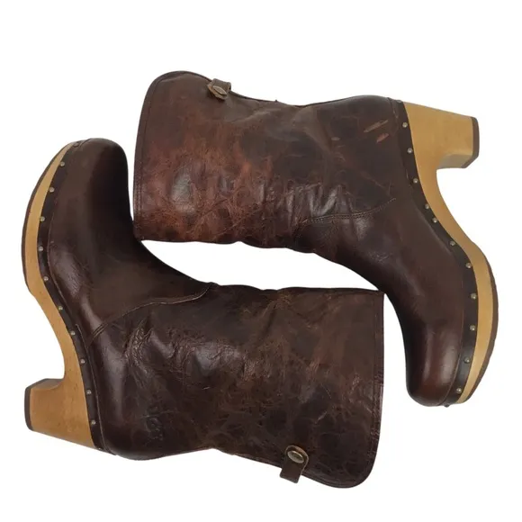 UGG Lynnea Leather Shearling Mid-Calf Wood Clog Boots Brown