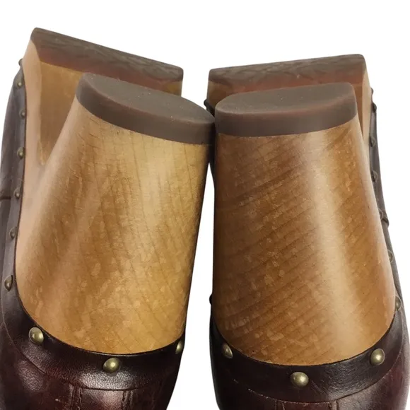 UGG Lynnea Leather Shearling Mid-Calf Wood Clog Boots Brown