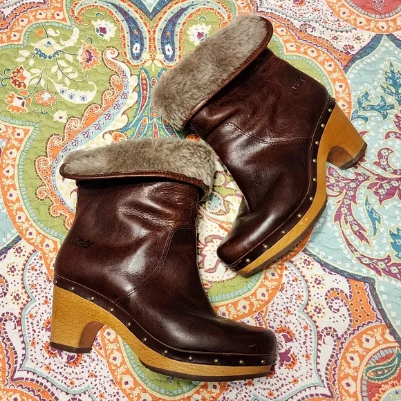 UGG Lynnea Leather Shearling Wood Clog Boots | Size 6
