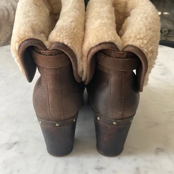 Ugg Lynnea Shearling Clog Boots
