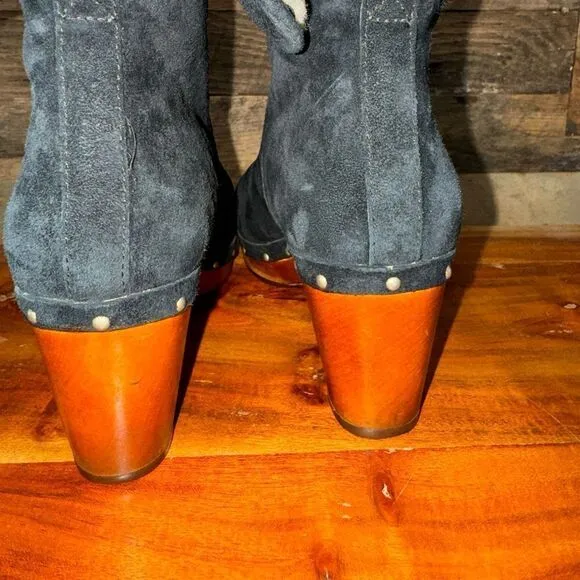 UGG Lynnea Shearling Fold Over Cuff Clog Ankle Boots in black/wooden clog sz 8
