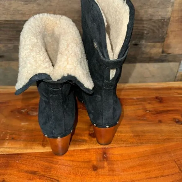 UGG Lynnea Shearling Fold Over Cuff Clog Ankle Boots in black/wooden clog sz 8