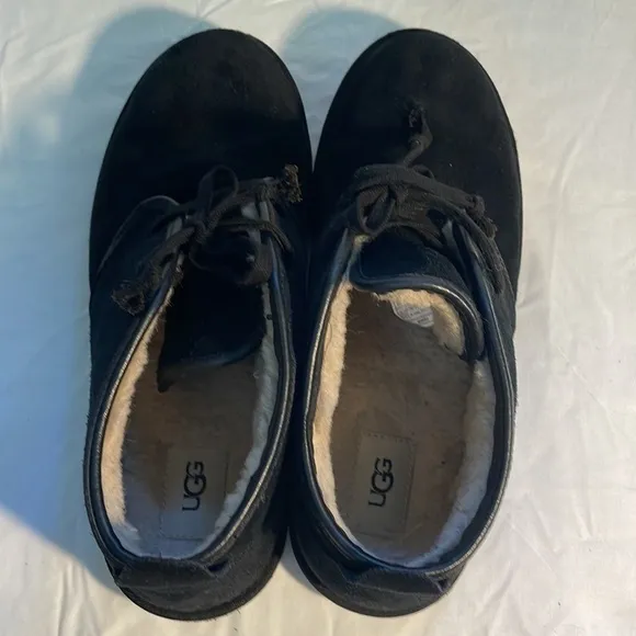 UGG Maksim Black Suede Shearling Chukka Lace Up Boots Mens Size 8