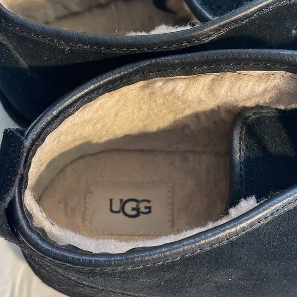 UGG Maksim Black Suede Shearling Chukka Lace Up Boots Mens Size 8