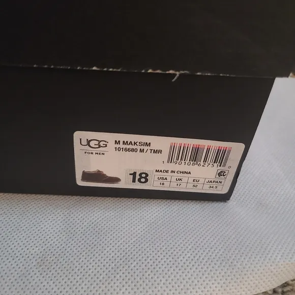 UGG Men's Maksim Chukka Boots in Tamarind Color Sz 17, 18