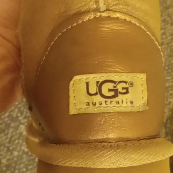 UGG metallic gold classic short and tan sn 5842 size 6 women's boots