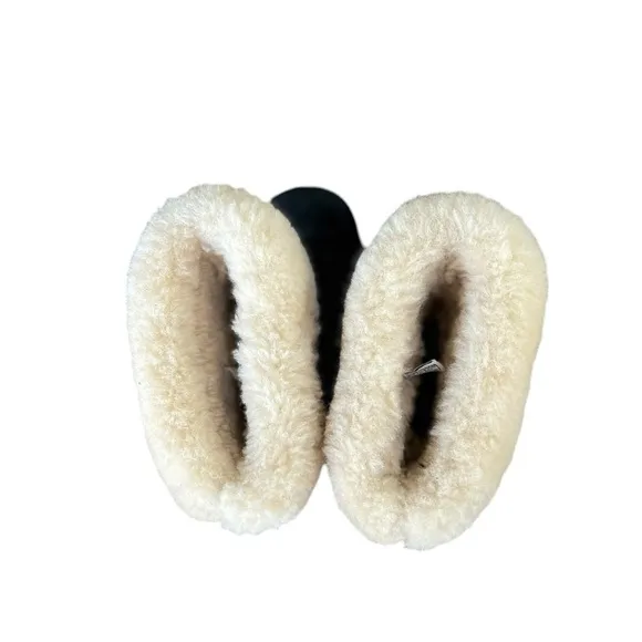 UGG Metro Tas Sheepskin Suede Leather Sherpa Shearling Black Boots