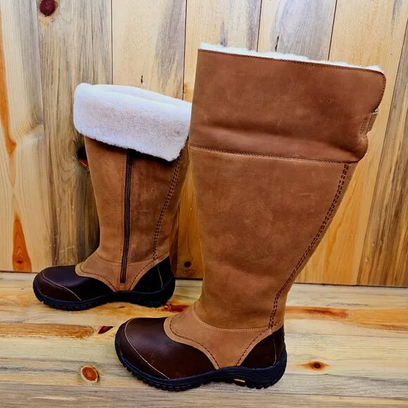 UGG Miko Waterproof Lined Boots Leather / Sheepskin Size 7