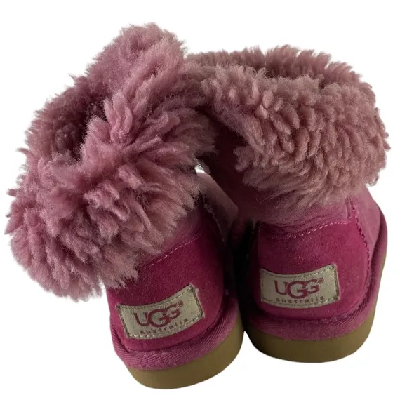 UGG Mini Bailey Button Boots Girls Sz 7 Pink Shearling Fur Lined Suede