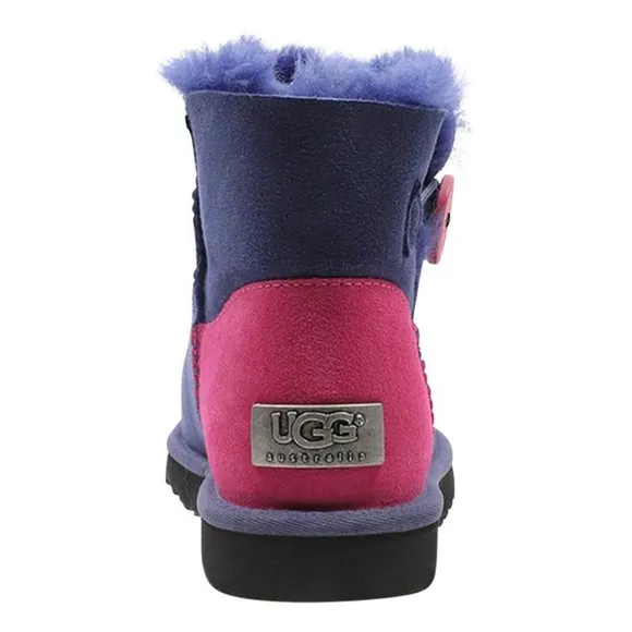 UGG Mini Bailey Button Shearling Boots. Size: 5