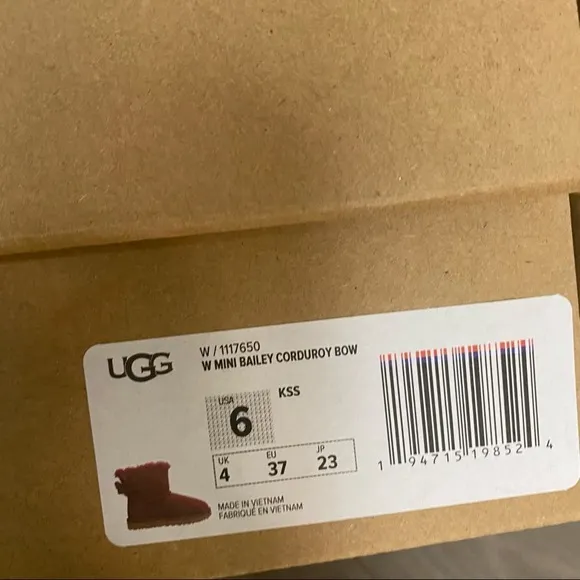 UGG | Mini Bailey Corduroy Bow Boots Kiss Red Size 6 New