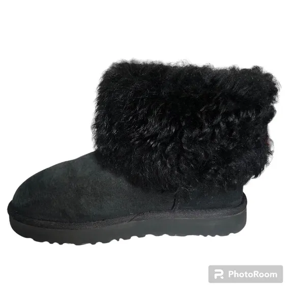 UGG Mini Toscana Cuff Fluff Black Sheepskin Suede Shearling Boots Women’s
