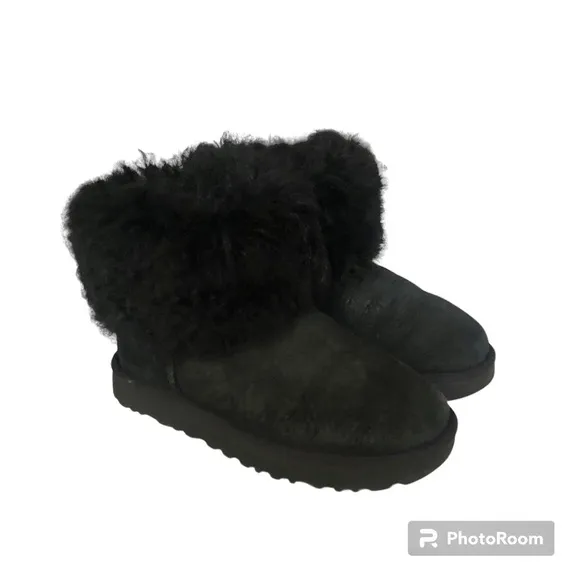 UGG Mini Toscana Cuff Fluff Black Sheepskin Suede Shearling Boots Women’s
