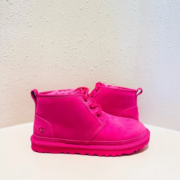 UGG Neumel Classic Hot Pink Women’s Chukka Boots Size 6 NWT