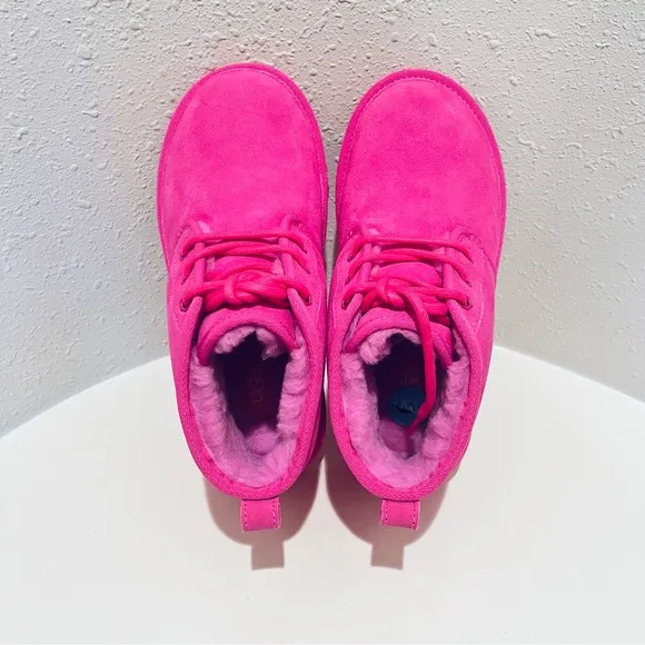 UGG Neumel Classic Hot Pink Women’s Chukka Boots Size 6 NWT