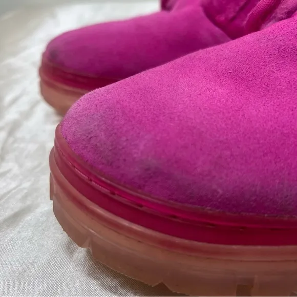 UGG Neumel Clear Chukka Boot Hot Pink Suede Wool Shearling Lined Size 8