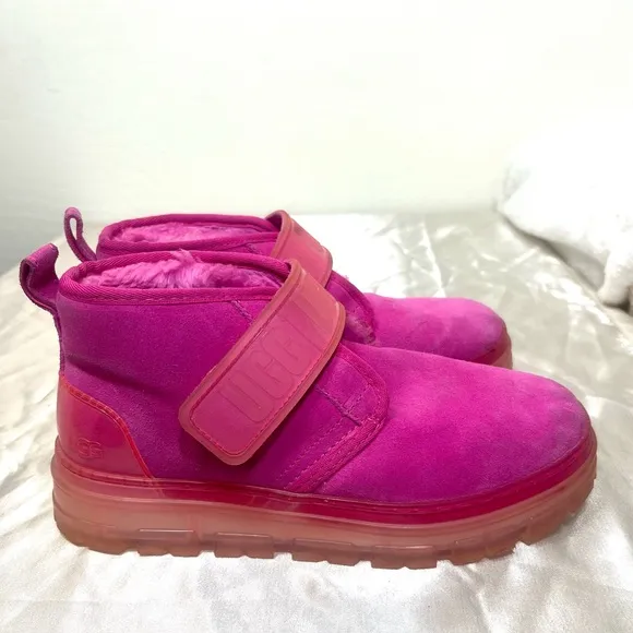 UGG Neumel Clear Chukka Boot Hot Pink Suede Wool Shearling Lined Size 8