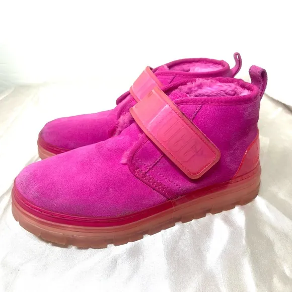 UGG Neumel Clear Chukka Boot Hot Pink Suede Wool Shearling Lined Size 8