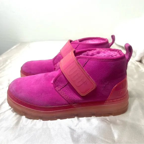 UGG Neumel Clear Chukka Boot Hot Pink Suede Wool Shearling Lined Size 8