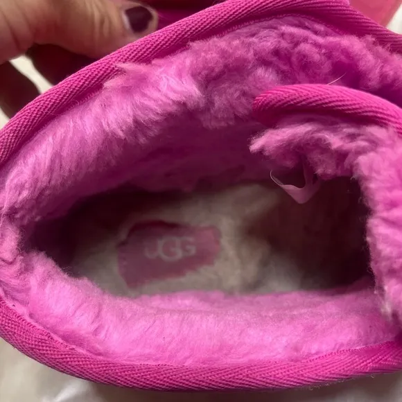 UGG Neumel Clear Chukka Boot Hot Pink Suede Wool Shearling Lined Size 8