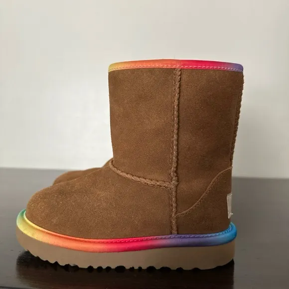 Ugg Rainbow Genuine Shearling Lined Boot Toddler Chestnut Boots Toddler Size 9