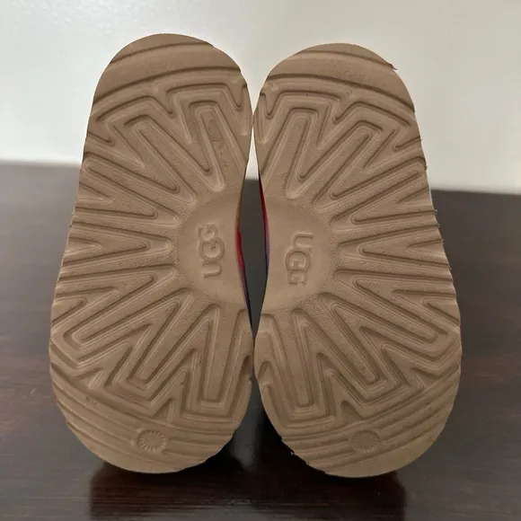 Ugg Rainbow Genuine Shearling Lined Boot Toddler Chestnut Boots Toddler Size 9