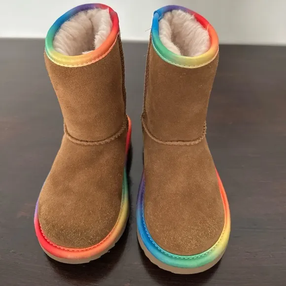 Ugg Rainbow Genuine Shearling Lined Boot Toddler Chestnut Boots Toddler Size 9