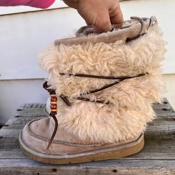 UGG Rainier Style 5189 LE Suede Shearling Boots Size 8