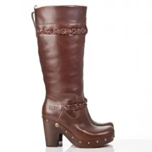 UGG Savanna Leather Boots.  SZ 7