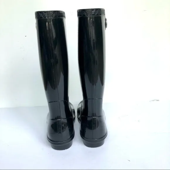 UGG Shaye Rain Boots size 7