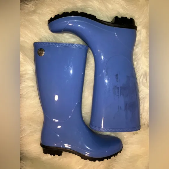 UGG Shaye Rubber Shearling Lined Glossed Rain Boot