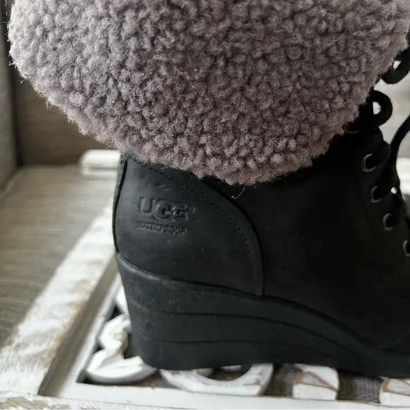 UGG Shearling Wedge Heel Boots Women’s 8