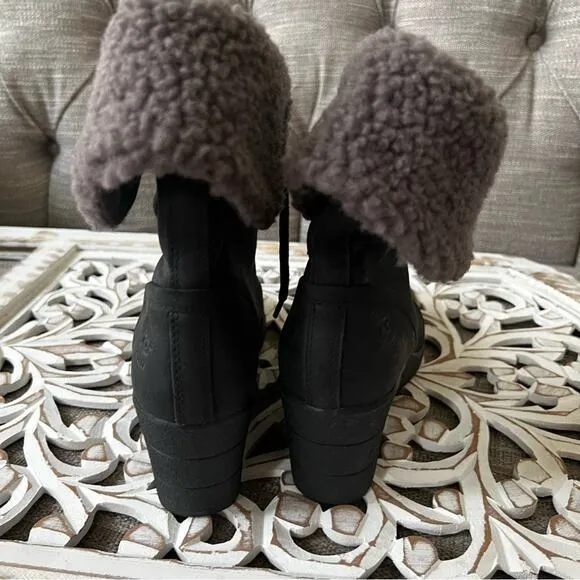 UGG Shearling Wedge Heel Boots Women’s 8