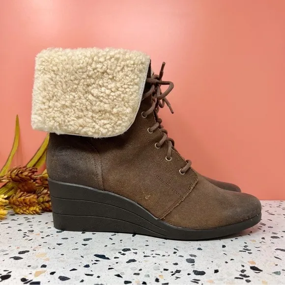 Ugg Shearling Zea Cuffed Brown Leather Lace Up Women’s boots Sz 12